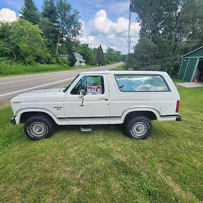 Ford Bronco SUV 1986