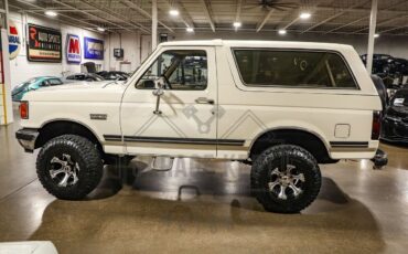 Ford-Bronco-SUV-1990-10