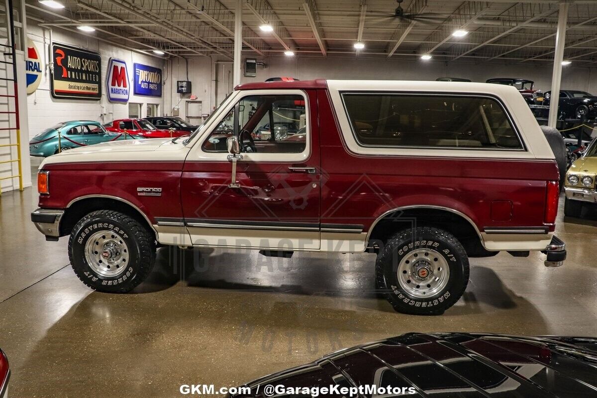 Ford-Bronco-SUV-1990-10