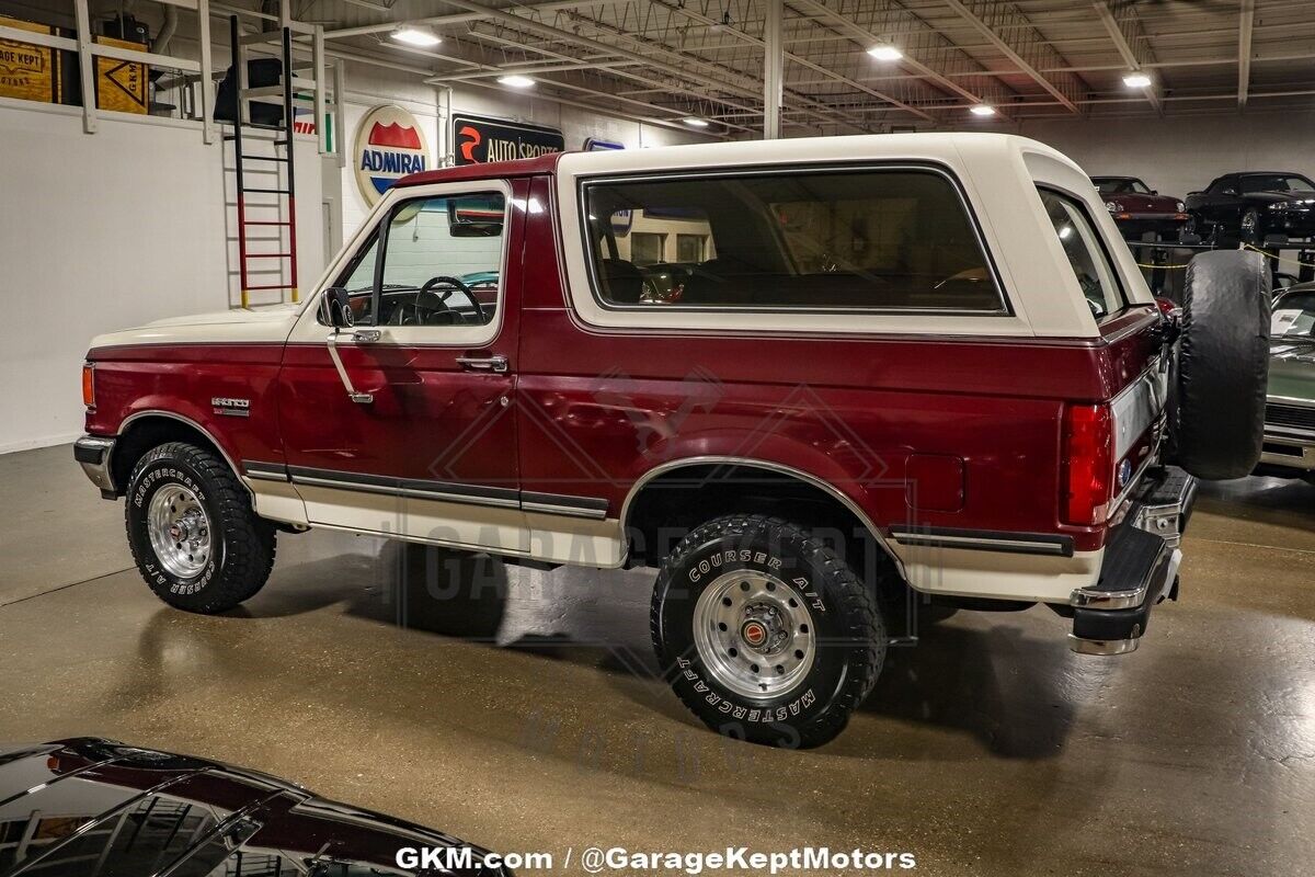 Ford-Bronco-SUV-1990-11