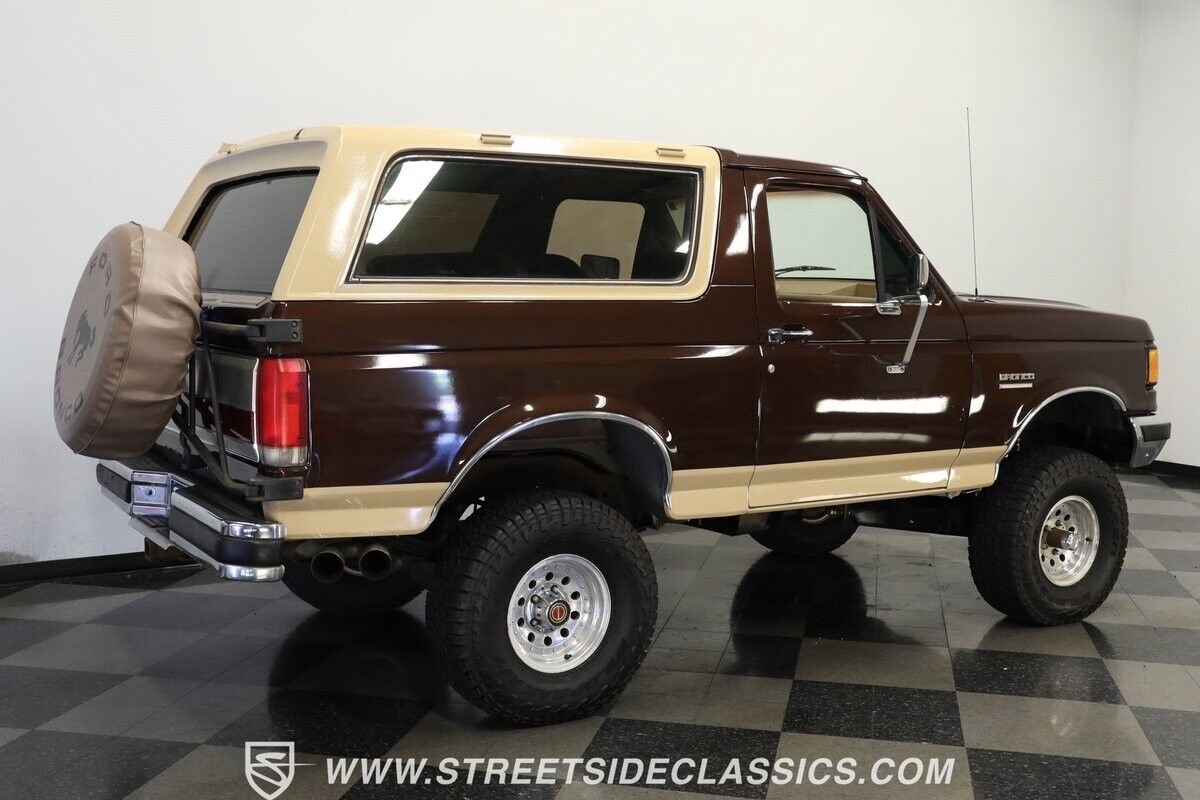 Ford-Bronco-SUV-1991-11