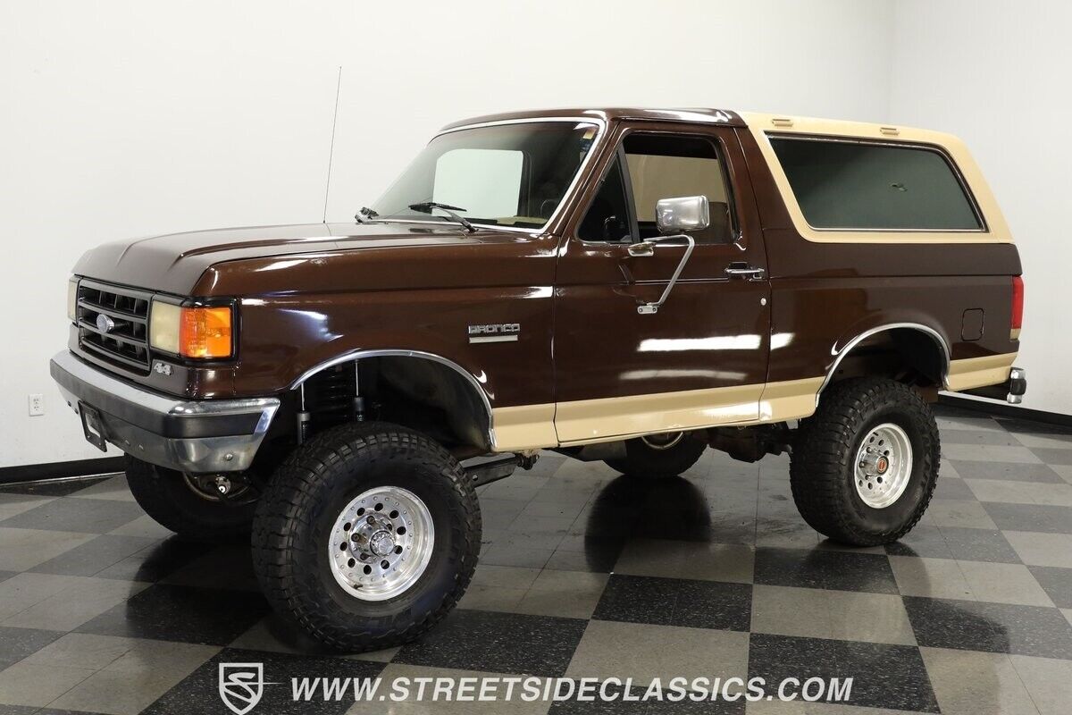 Ford-Bronco-SUV-1991-5