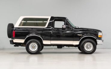 Ford-Bronco-SUV-1993-7