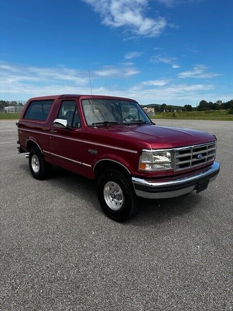 Ford-Bronco-SUV-1994-1