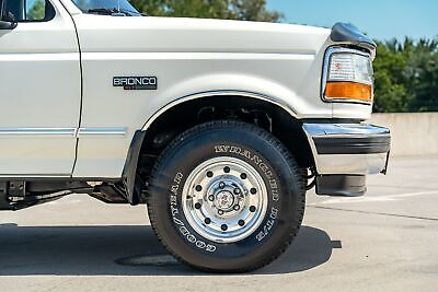 Ford-Bronco-SUV-1994-11