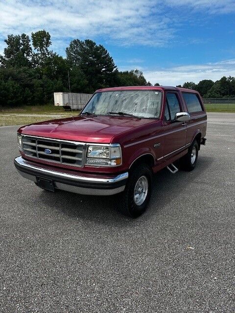 Ford-Bronco-SUV-1994-2