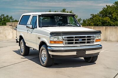 Ford-Bronco-SUV-1994-3