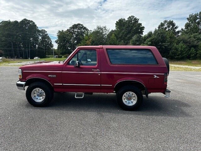 Ford Bronco SUV 1994