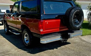 Ford-Bronco-xlt-4x4-1993-1