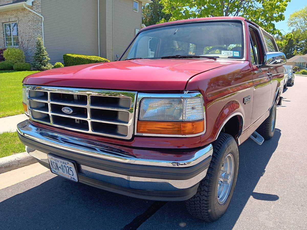 Ford-Bronco-xlt-5.0l-1994-2