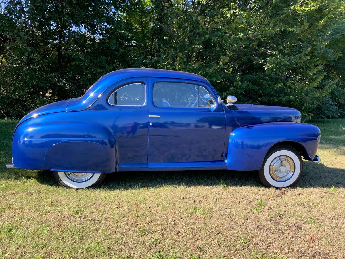 Ford-Business-coupe-1948