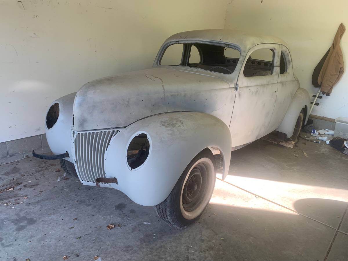 Ford-Coupe-1939