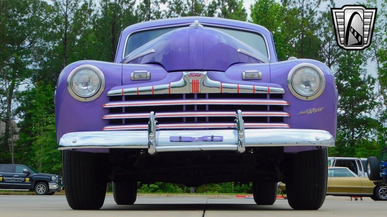 Ford-Coupe-1946-2