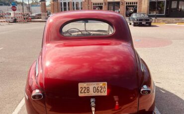 Ford-Coupe-1947-5