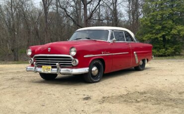 Ford-Crestline-1952-4