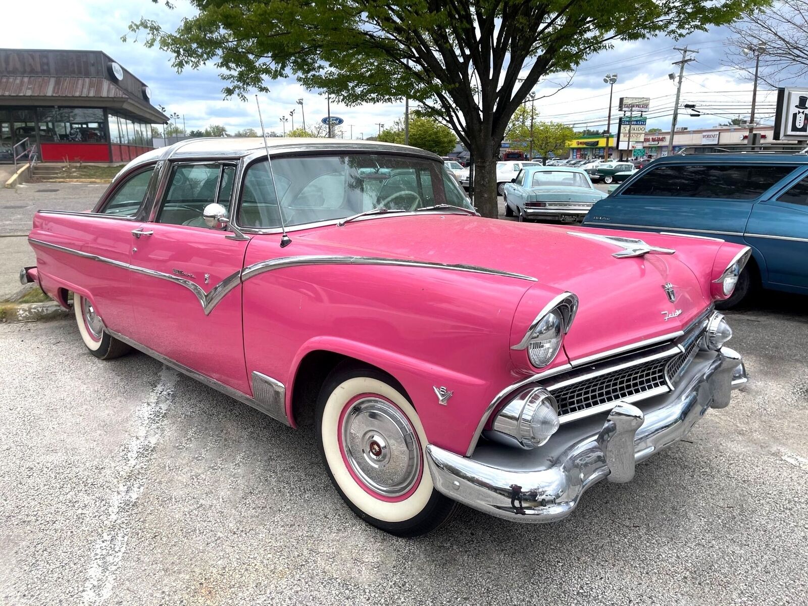 Ford Crown Victoria  1955 à vendre