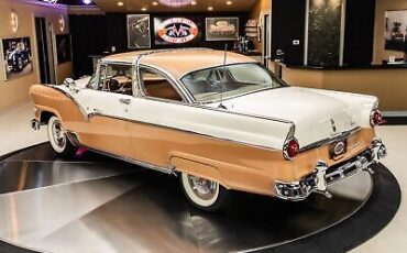 Ford-Crown-Victoria-Coupe-1955-16