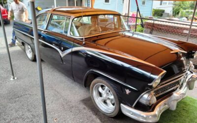 Ford Crown victoria 1955