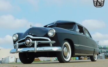 Ford-Custom-Coupe-1949-2