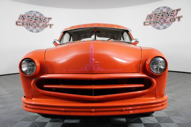 Ford-Custom-Coupe-1951-1