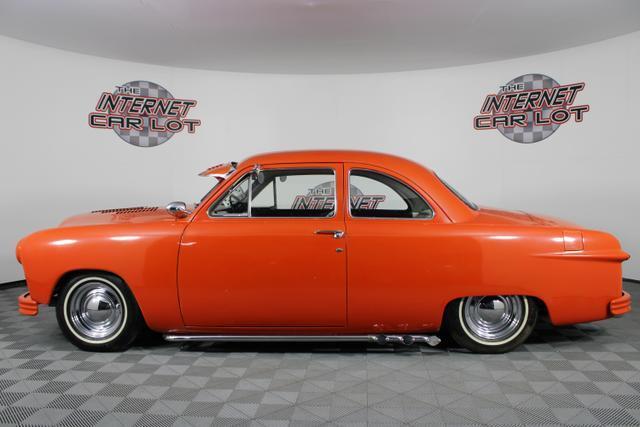 Ford-Custom-Coupe-1951-3