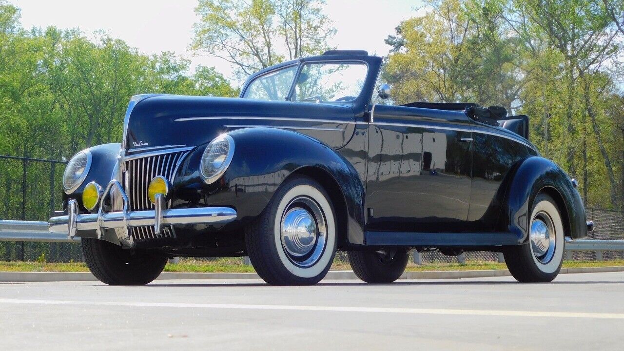 Ford-Deluxe-1939-7