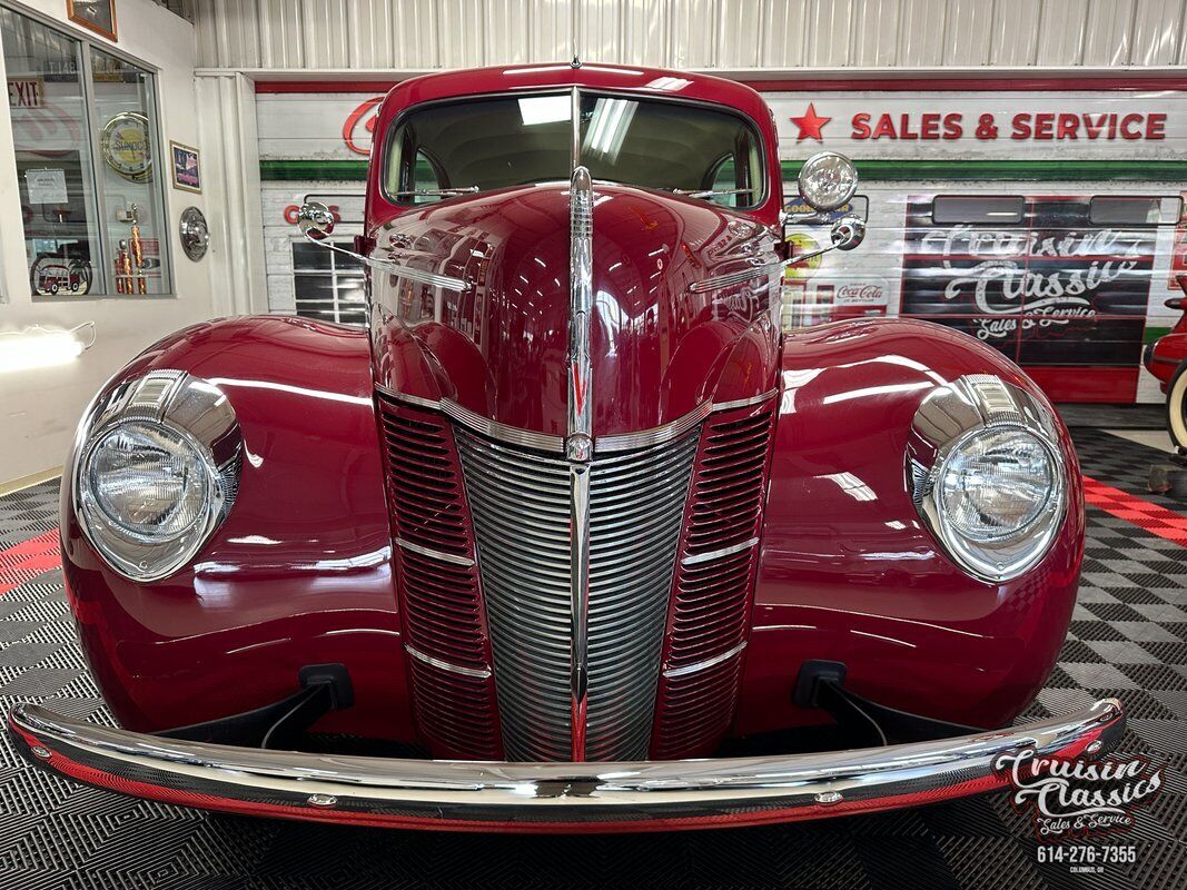 Ford-Deluxe-1940-5