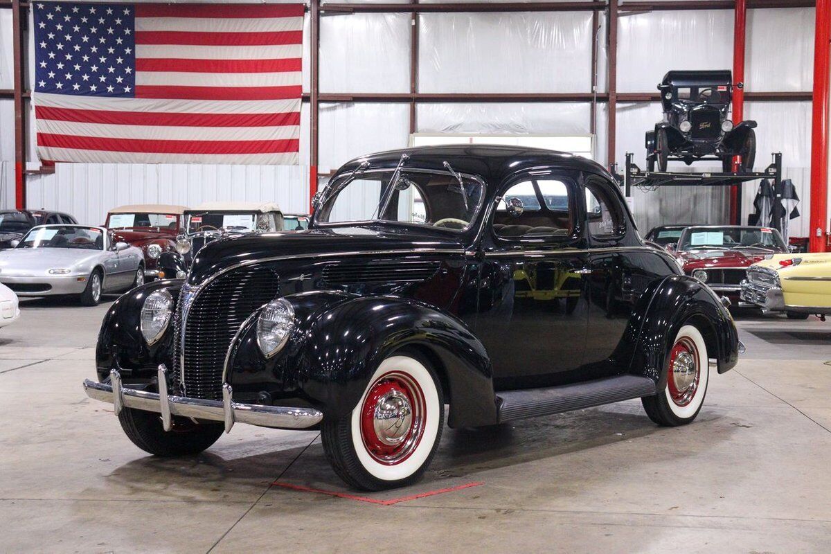 Ford-Deluxe-Coupe-Coupe-1938