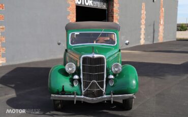 Ford-Deluxe-Wagon-Woodie-1935-2