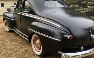 Ford-Deluxe-coupe-1948-7