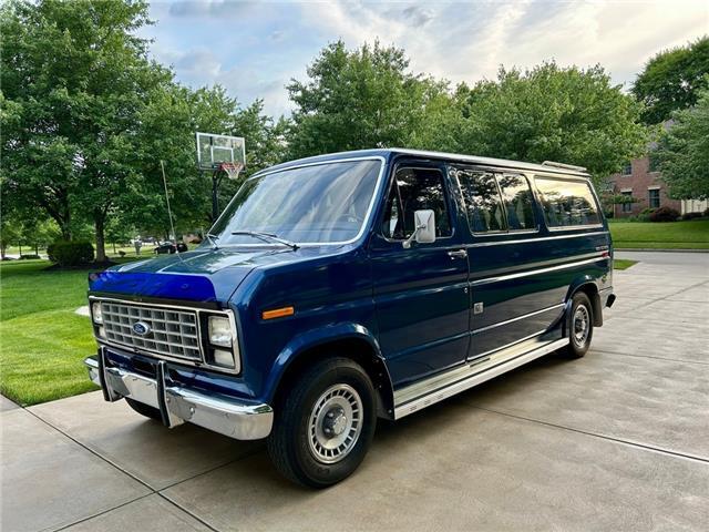 Ford-E-Series-Van-1979-3