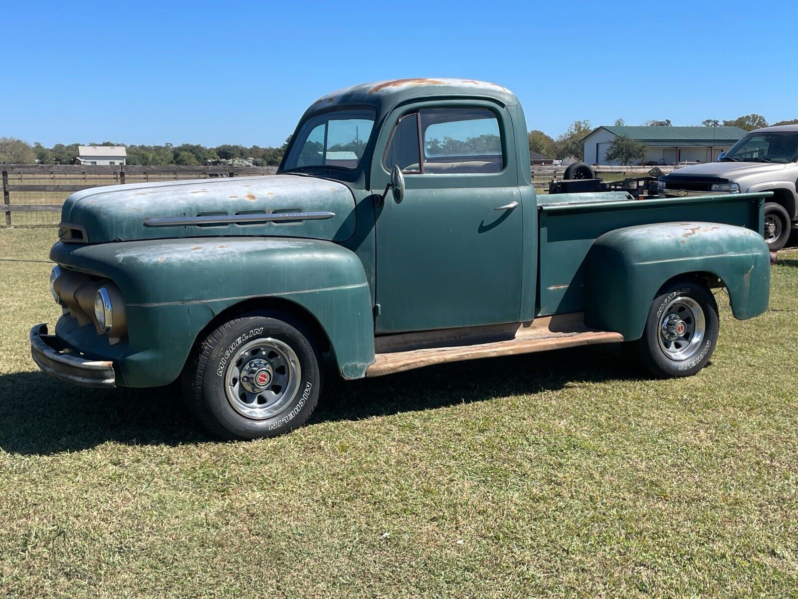 Ford F-100  1952