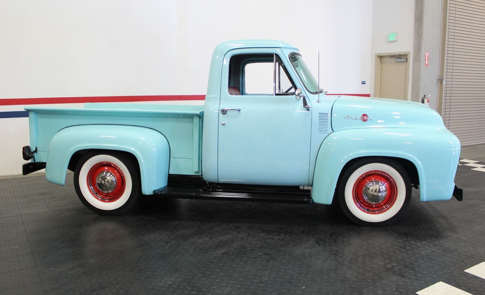 Ford-F-100-Pickup-1955-6