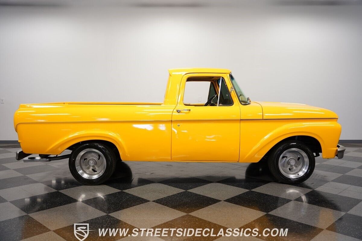 Ford-F-100-Pickup-1961-15