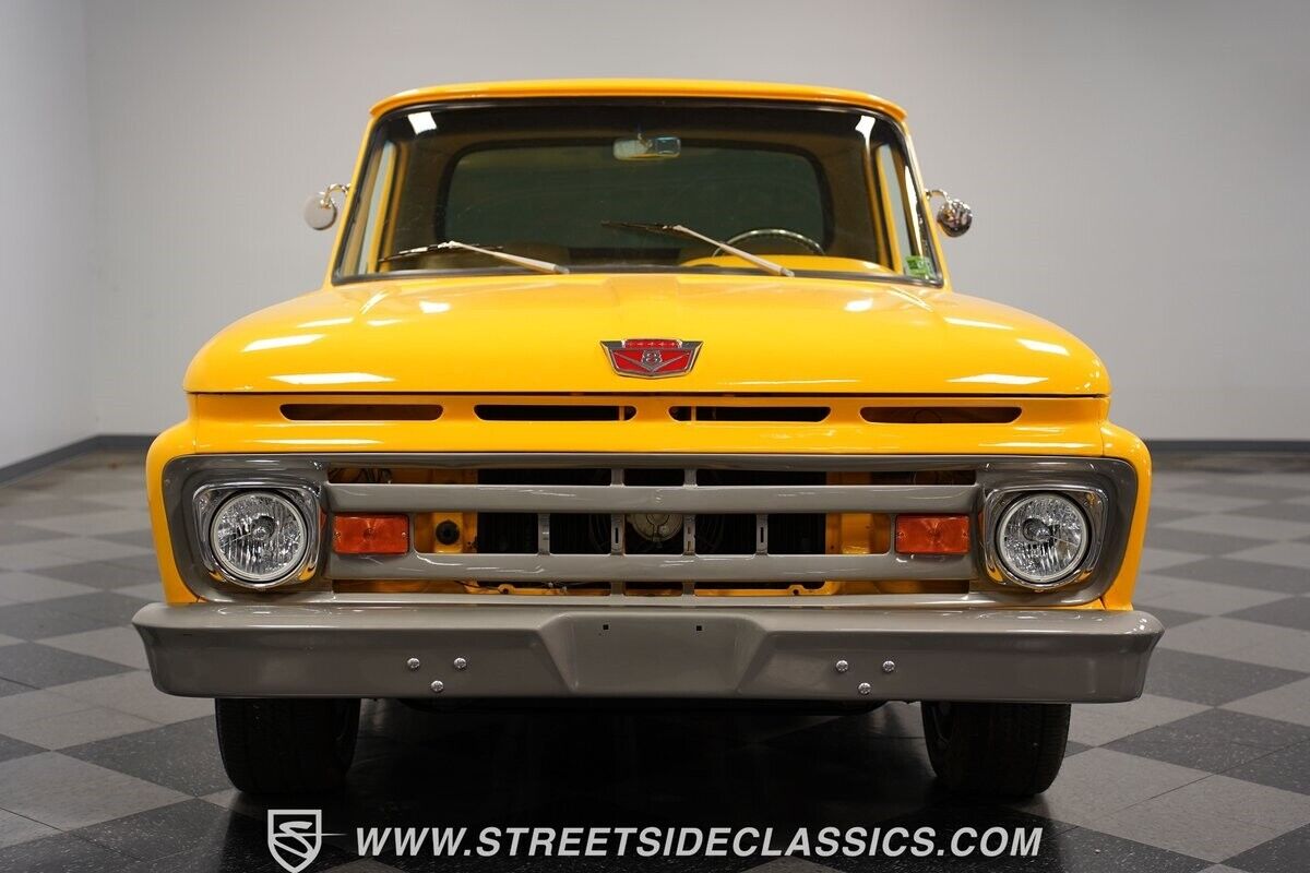 Ford-F-100-Pickup-1961-19