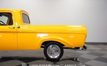 Ford-F-100-Pickup-1961-25