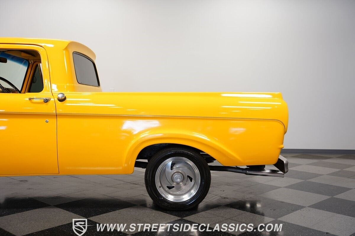 Ford-F-100-Pickup-1961-25