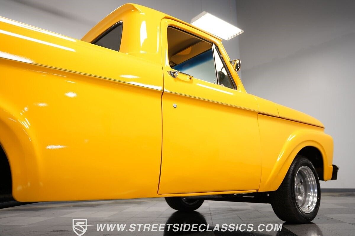 Ford-F-100-Pickup-1961-31