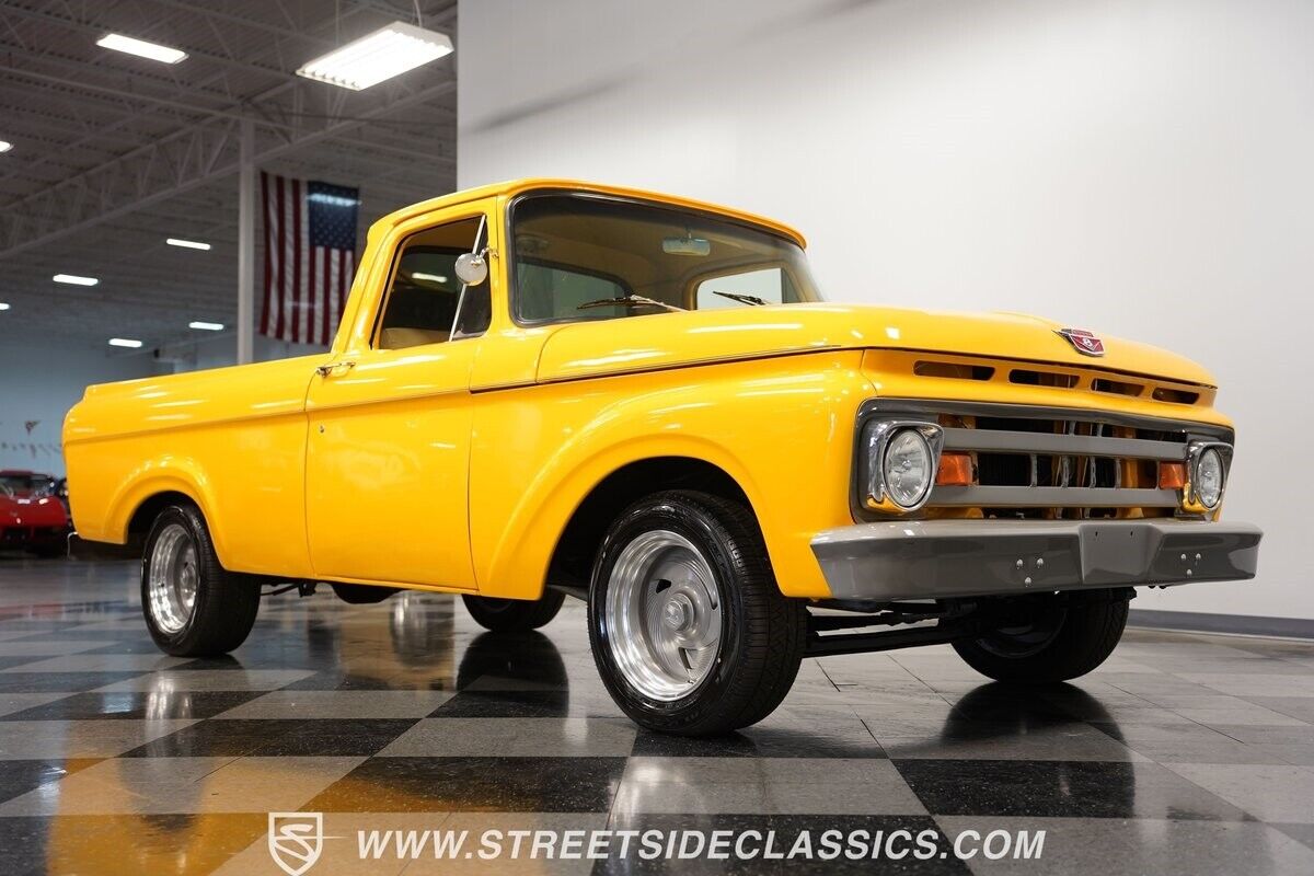 Ford-F-100-Pickup-1961-34