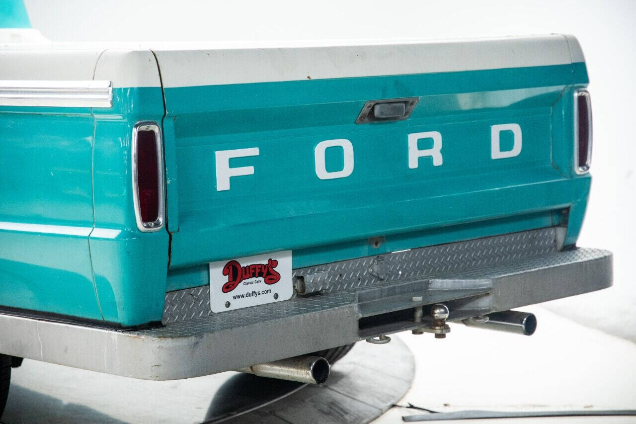 Ford-F-100-Pickup-1965-8