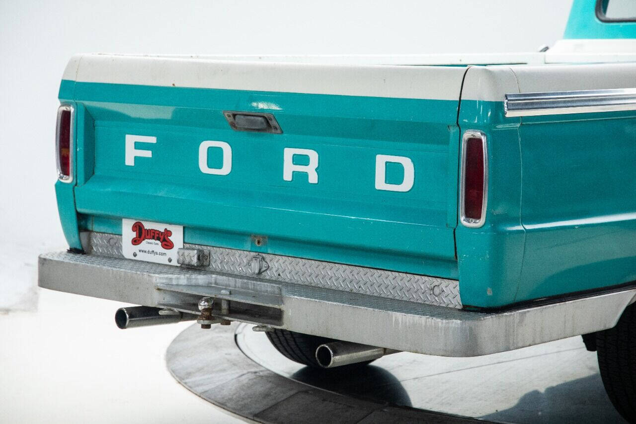 Ford-F-100-Pickup-1965-9