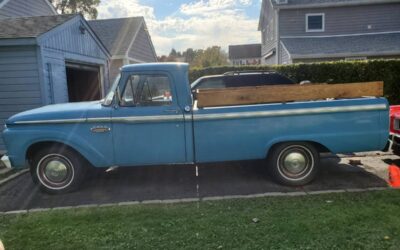 Ford F-100 pickup 1965