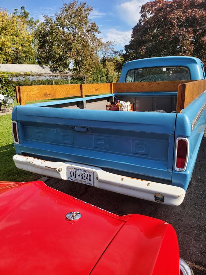 Ford-F-100-pickup-1965-5