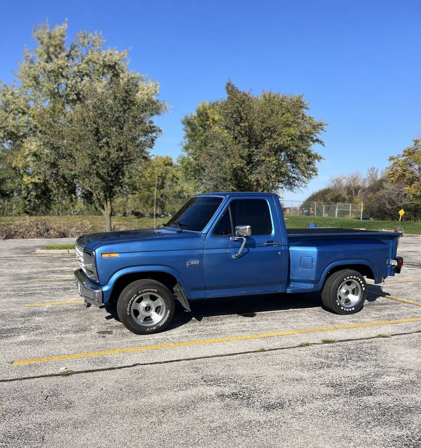 Ford-F-150-1984-1