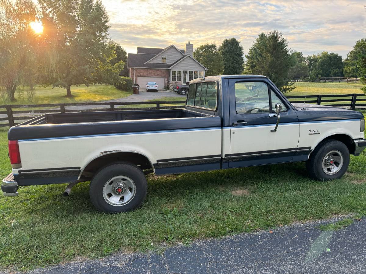 Ford-F-150-1987-18