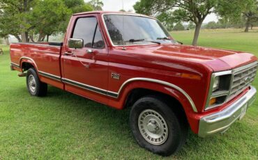 Ford-F-150-xl-1986-1