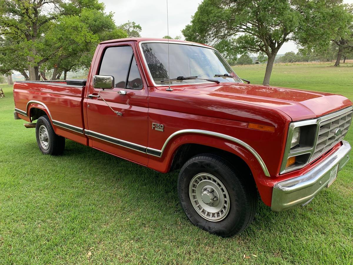 Ford-F-150-xl-1986-1