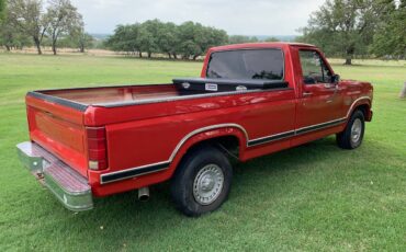 Ford-F-150-xl-1986-3