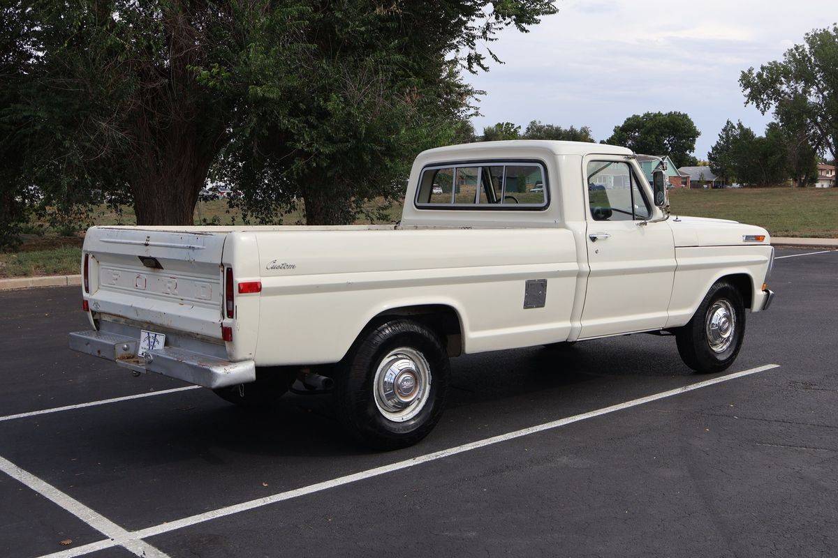 Ford-F-250-1971-3