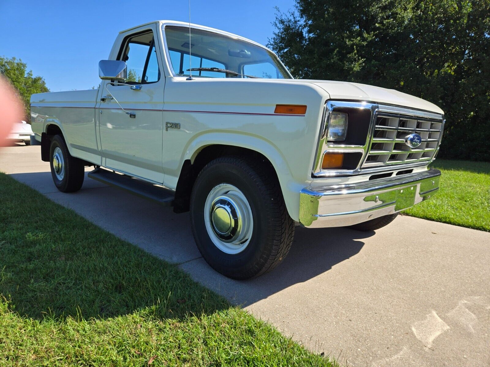 Ford-F-250-1984-9